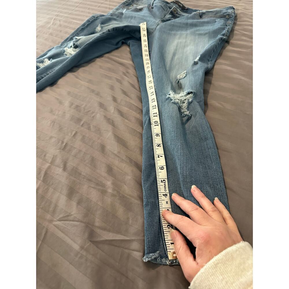 Torrid Cropped Raw Hem Distressed Jeans 16 - Picture 10 of 16
